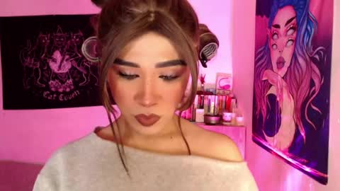 The Girl Named Romantika  online show from July 29, 9:57 pm