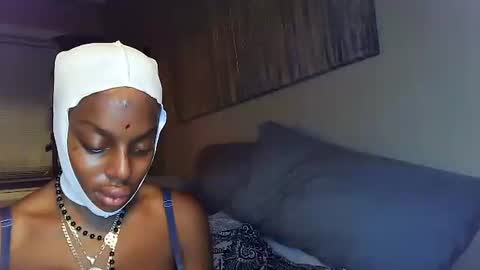 Amber White online show from December 21, 11:38 am