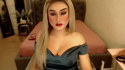 SEDUCTIVEmistresCUMS online show from February 4, 10:20 am