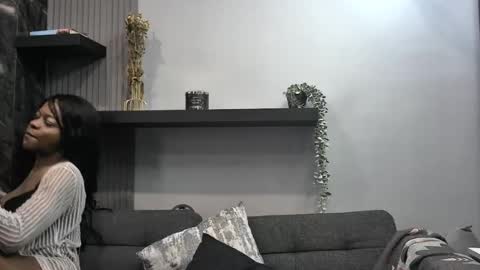 Lexi Longg online show from June 25, 5:12 am