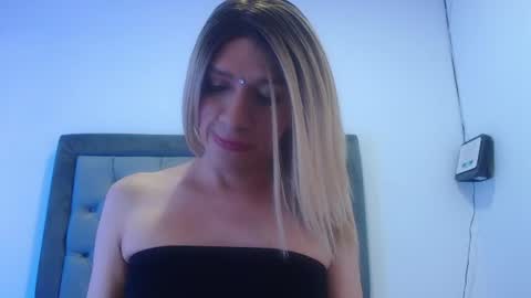 Salome  IG  Salomeeblondex  online show from July 12, 8:00 pm