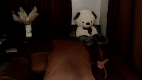 Julie online show from June 11, 2:53 am