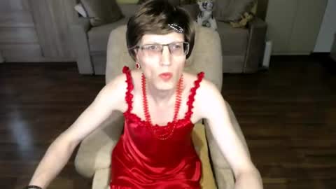 Clementine online show from June 30, 10:48 am