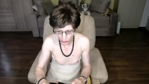 Clementine online show from July 10, 12:31 pm