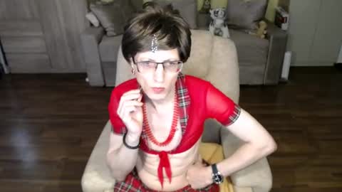 Clementine online show from August 2, 11:32 am