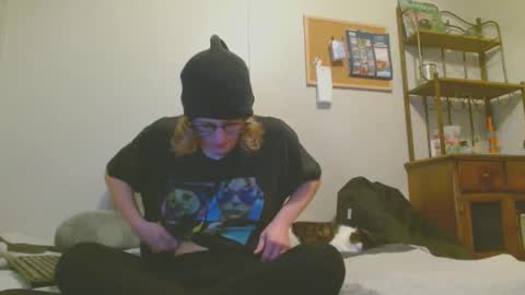 Snapshot of tyyyler93 chatting on December 7, 2:36 am TylerAlternative online show from December 7, 2:36 am