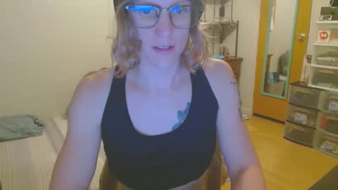 Snapshot of tyyyler93 chatting on February 8, 1:54 am TylerAlternative online show from February 8, 1:54 am