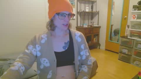 Snapshot of tyyyler93 chatting on February 11, 12:59 am TylerAlternative online show from February 11, 12:59 am