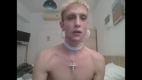 unadiosa online show from February 3, 8:30 am