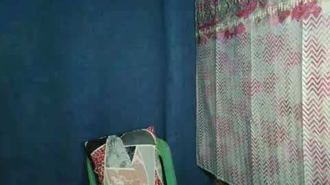 Saina Gonzales online show from December 19, 9:58 am