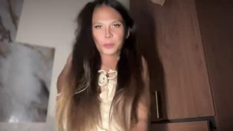 ur_new_obsession online show from July 13, 1:35 pm