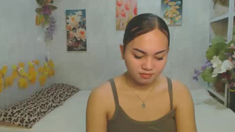 urasian_kat online show from June 4, 7:06 pm