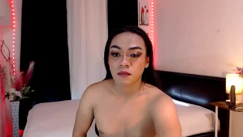 Olivia online show from February 19, 7:59 pm