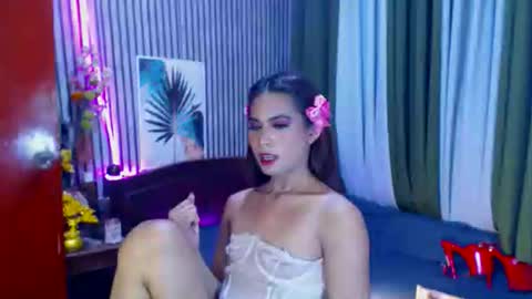 urexpensivejulia online show from April 9, 6:19 am