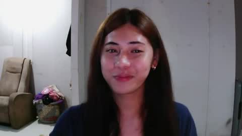 urhottie_nova online show from June 19, 11:37 am