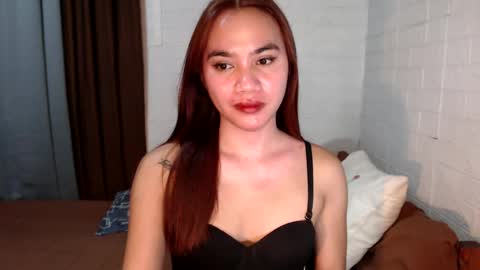 Snapshot of urhottylicious_cum chatting on February 12, 6:09 pm urhottylicious_cum online show from February 12, 6:09 pm