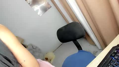 ANGEL online show from December 4, 8:46 pm