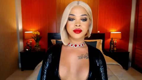 UrMajestyTyra online show from June 22, 1:53 am