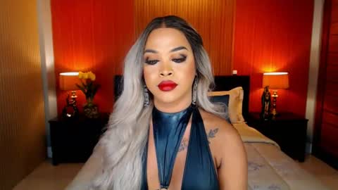 UrMajestyTyra online show from June 25, 3:26 am