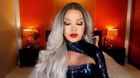 UrMajestyTyra online show from June 28, 6:18 am