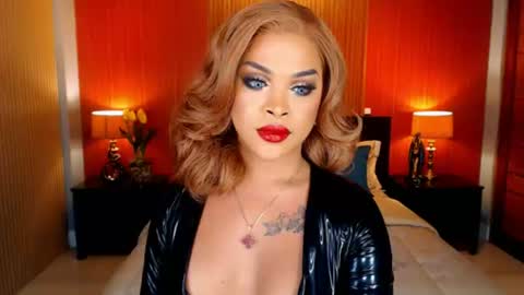 UrMajestyTyra online show from July 13, 2:14 am
