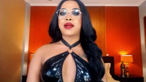 UrMajestyTyra online show from August 4, 11:54 pm