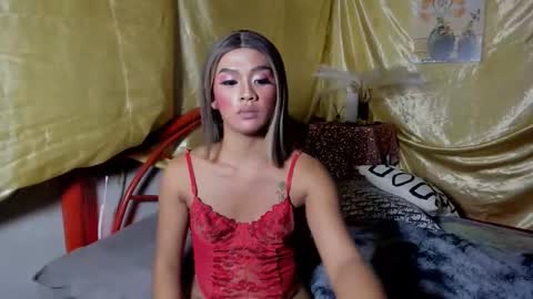 natalie online show from April 14, 1:27 pm