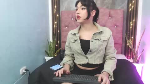 vale_queeny online show from August 3, 11:38 am