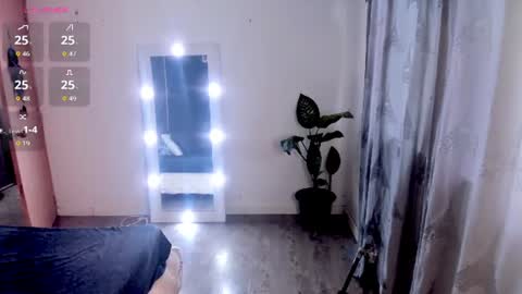 IG-valen mendoza99  twitter valenthompson99 online show from July 9, 10:58 pm