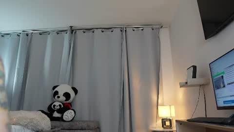 Valentina online show from June 11, 2:53 am