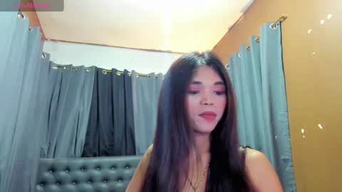 valentina_lustx online show from June 12, 6:18 pm