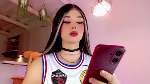 Marian online show from February 5, 8:21 am