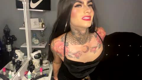 Valen online show from February 2, 4:50 pm