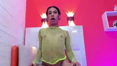 valeria montesio online show from October 30, 1:43 pm