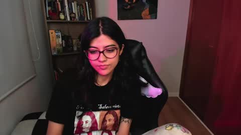 Val  online show from June 5, 3:32 am