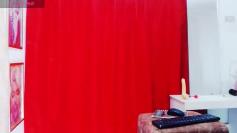 Snapshot of valery_smolls22 chatting on October 21, 6:09 pm valentina sexy online show from October 21, 6:09 pm