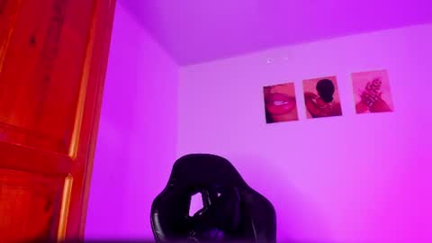 ValeryTs1 online show from June 18, 6:34 pm