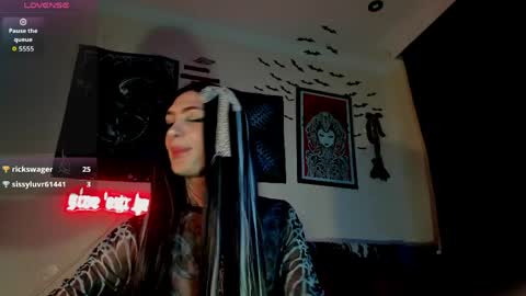 vampiregynger online show from April 21, 2:51 am