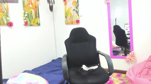 vanes_hontter online show from July 28, 8:52 pm