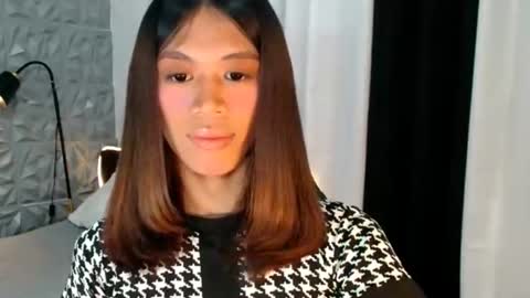 velvet_angela online show from July 28, 12:48 pm