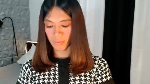 velvet_angela online show from July 28, 2:13 pm