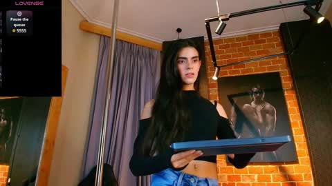 VENUS online show from January 11, 12:18 pm