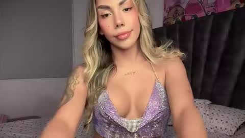 Miss Veronica dussan  Tw Veronicasm     IG Ashveronica  online show from January 14, 3:04 am