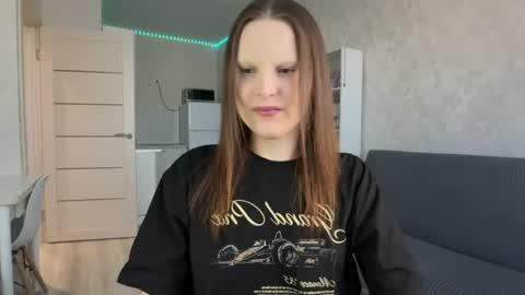 Karina followed me bb online show from July 31, 3:23 pm