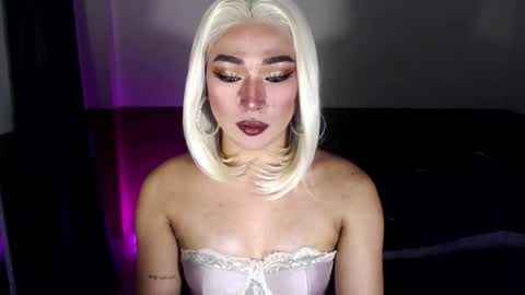 Victoria online show from March 30, 4:52 pm