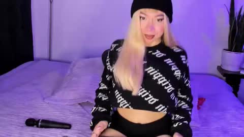 D A N I - INSTAGRAM VIKO QQ online show from November 16, 5:34 pm