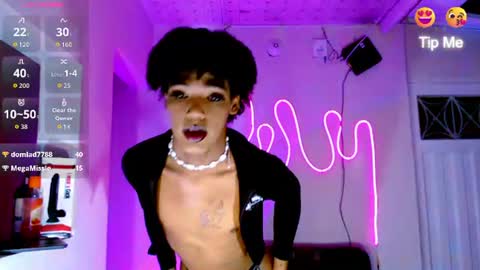 violeta_r_01 online show from June 25, 7:02 am