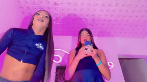 violeta_r_01 online show from August 2, 6:02 am