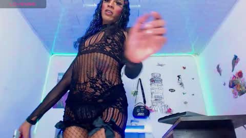 violetaconny online show from March 28, 12:01 am