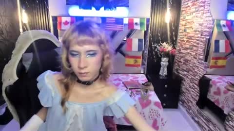 vivienne hadid online show from June 16, 7:58 pm